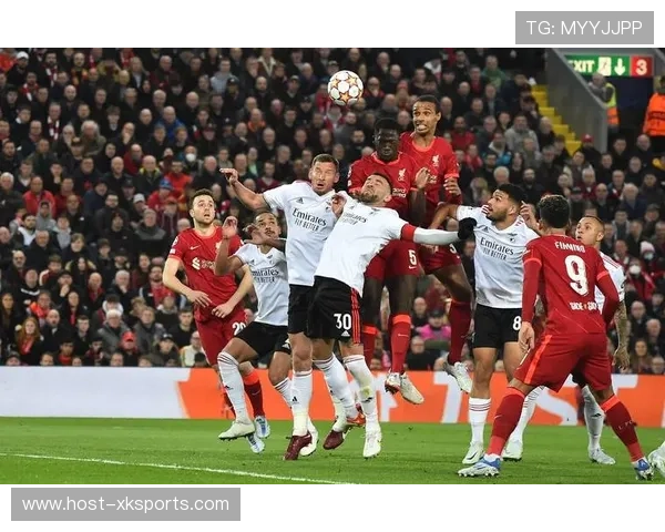 利物浦防守端稳固，反击效率逐渐提高——从后防到前场的高效转换